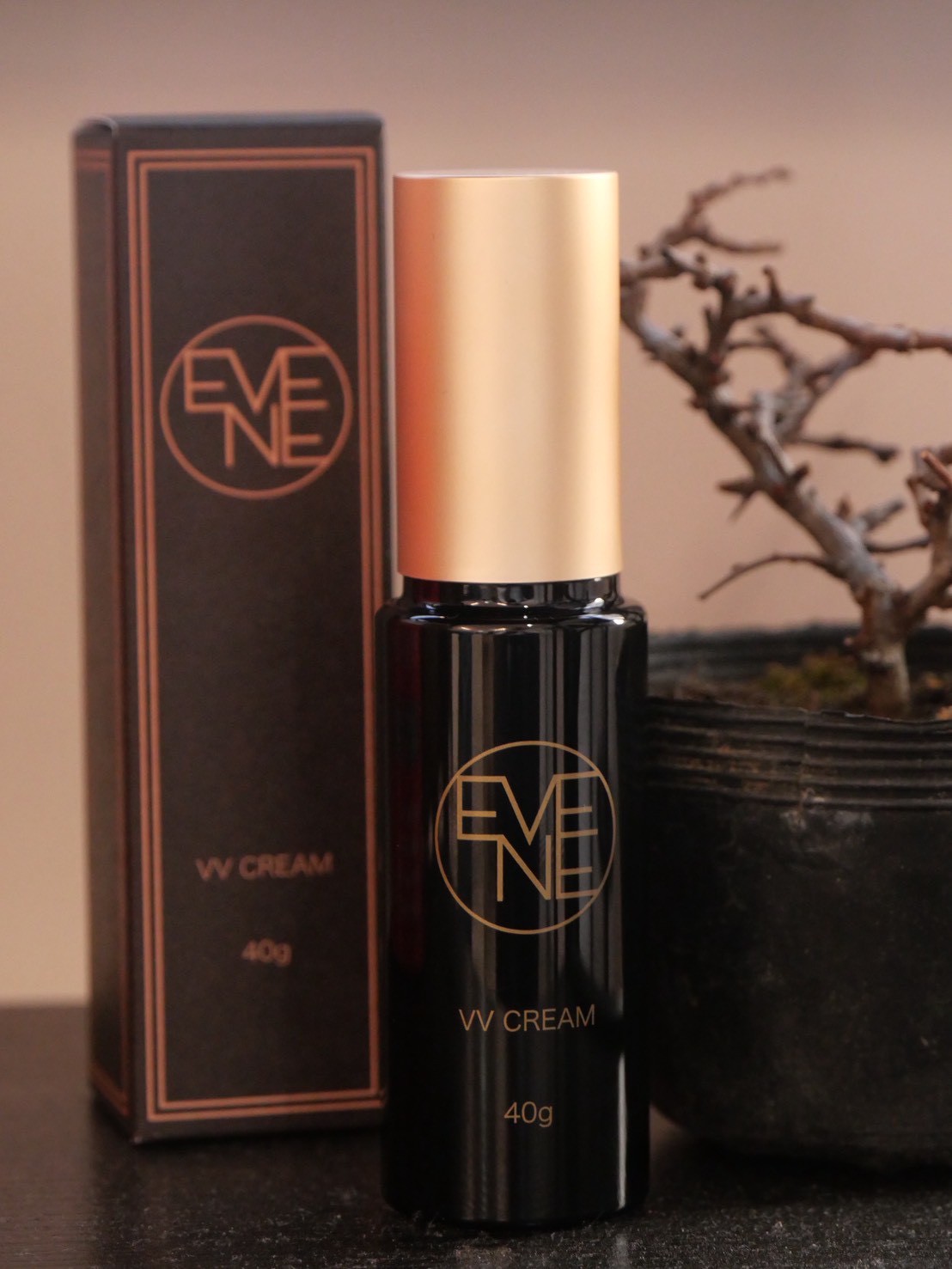 EVENE VV CREAM — 和の高級感